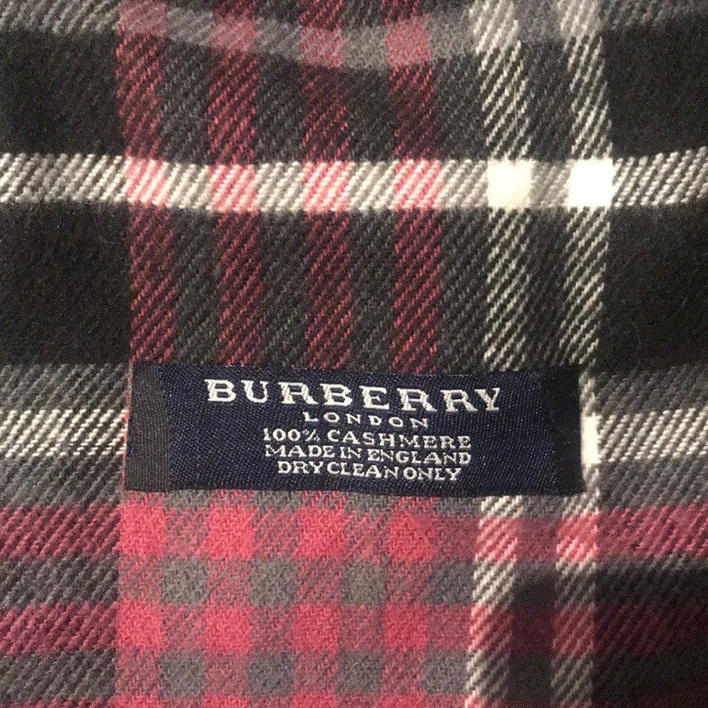 Burberry scarf 🧣